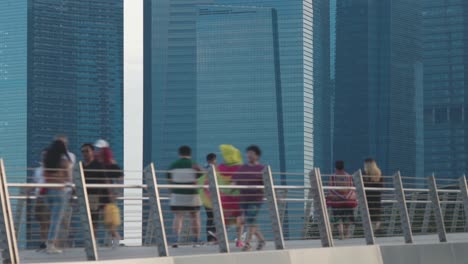 Teleaufnahme-Mit-Der-Skyline-Von-Singapur-Im-Hintergrund