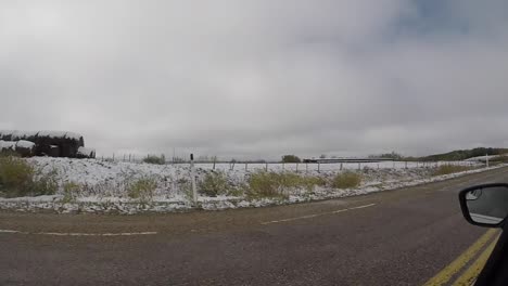 field-video-with-the-first-snowfall-of-2019-in-the-riding-mountain-area,-Manitoba-Canada