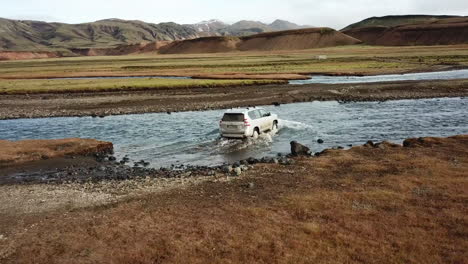 Paisaje-Escénico-En-Las-Tierras-Altas-De-Islandia