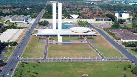 Vista-Desde-Brasilia-Que-Muestra-El-Palacio-Presidencial,-El-Congreso,-La-Corte-Suprema-Y-La-Oficina-De-Relaciones-Exteriores-Antes-De-Las-Elecciones-Presidenciales-De-2022