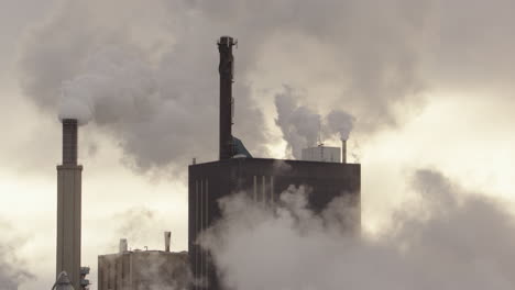 EPIC-apocalyptic-scene-of-a-factory-billowing-out-smoke
