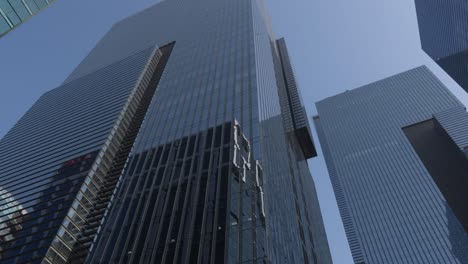 Samsung-Zentrale,-Lebensversicherung-Und-Bürogebäude-Von-SDI-Seoul-In-Gangnam-–-Nachschlageansicht