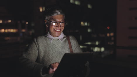 Night,-tablet-and-business-woman-laughing-at-comic