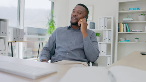Smartphone,-business-and-black-man-talking-at-desk