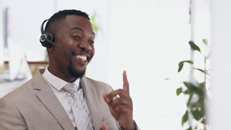 Call-center,-advisory-and-computer-with-black-man