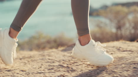 Fitness-running,-woman-athlete-feet