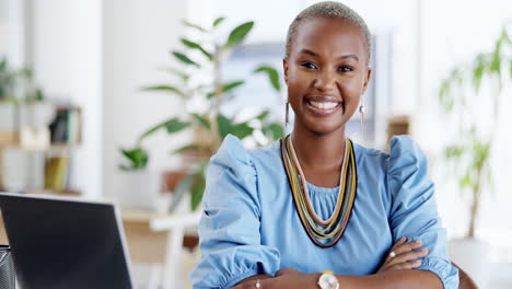 Business-smile,-face-and-black-woman-with-laptop