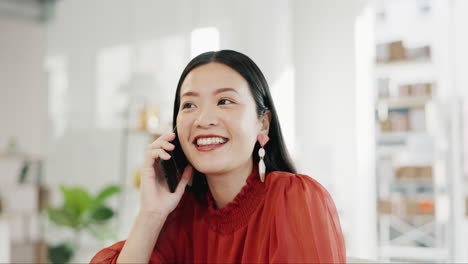 Happy,-laughing-and-woman-on-a-phone-call-at-work