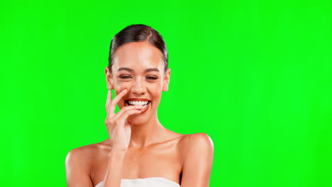 Woman-laughing-on-green-screen