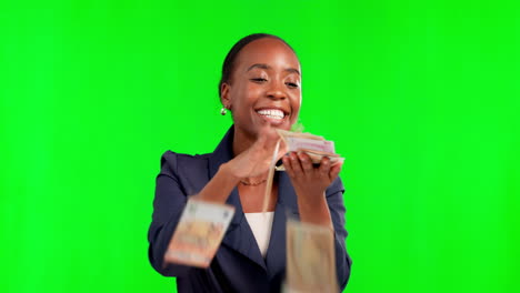 Mujer-Negra,-Soplando-Dinero-En-Efectivo-Y-Celebración-En-Verde