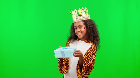 Face,-green-screen-and-girl-in-a-costume