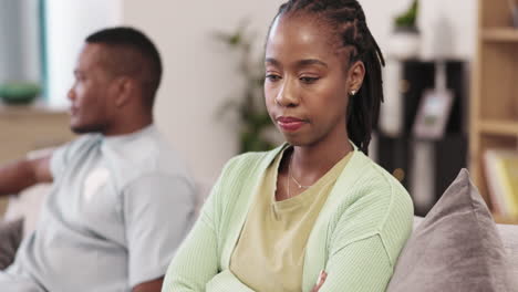 Divorce,-ignore-and-fight-with-black-couple