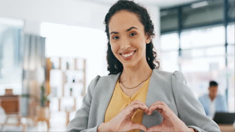 Business-woman,-hands-and-heart-sign-with-excited
