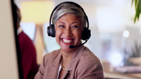 Call-center,-face-and-senior-woman-in-office