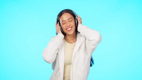 Radio,-Sonrisa-Y-Mujer-Con-Auriculares.