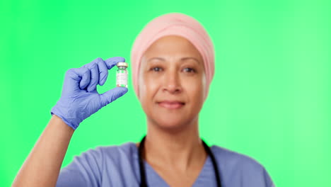 Pantalla-Verde,-Médico-Y-Mujer-Musulmana-Con-Vial