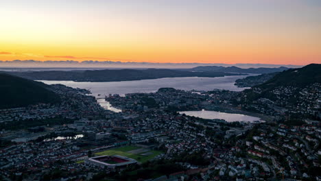 Bergen-City-Sunset-Skyline-Timelapse