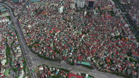 Tráfico-En-Una-Ciudad-Superpoblada-En-Vietnam.