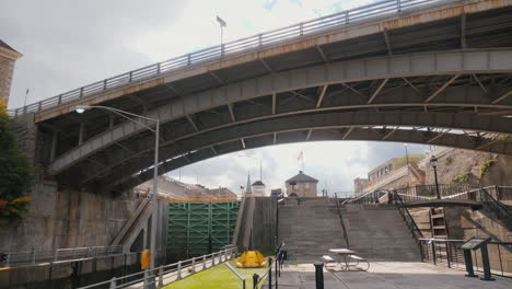 Lockport,-NY,-USA,-October-2021:-A-popular-place-among-tourists,-Americans-most-famous-man-made-waterway-Lockport-Lock