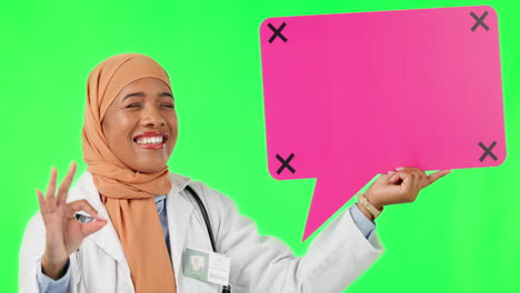 Mujer-Musulmana,-Doctora-Y-Signo-De-Aprobación-Con-Discurso