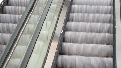 Empty-escalator-in-a-shopping-mall,