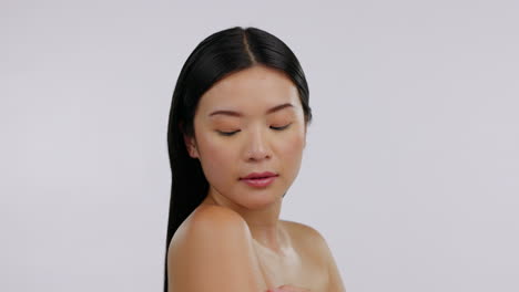 Asiatische-Frau,-Körperpflege-Und-Schönheit