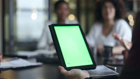 Business-people,-hands-and-tablet-with-green
