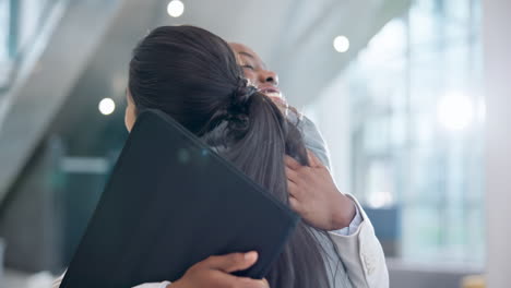 Travel,-business-woman-and-friends-hugging