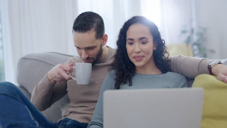 Couple,-planning-and-laptop-in-home-with-coffee