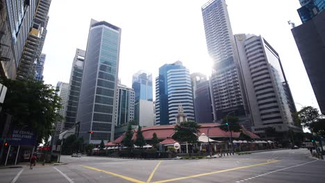 Singapur,-Marina-Bay-1-De-Junio-De-2022-Vista-De-ángulo-Bajo-Del-Centro-Financiero-Del-Océano,