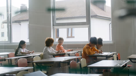 Students-at-the-classroom.