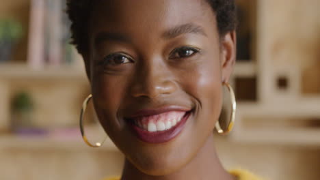 Portrait-happy-african-american-woman-smiling-enjoying--happy-lifestyle