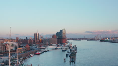 Elbphilharmonie-music-hall-building-on-the-banks-of-river-Elbe-in-Hamburg,-Germany-during-sunset