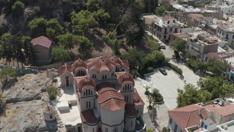 Luftaufnahme-Der-Schönen-Kirche-In-Athen,-Griechisch-Bei-Tageslicht