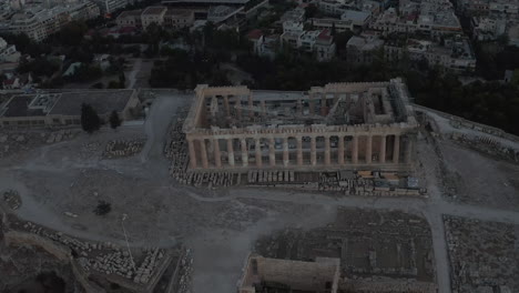 Overhead-Von-Oben-Nach-Unten-Vogelperspektive-Der-Akropolis-In-Athen,-Griechenland-In-Der-Abenddämmerung