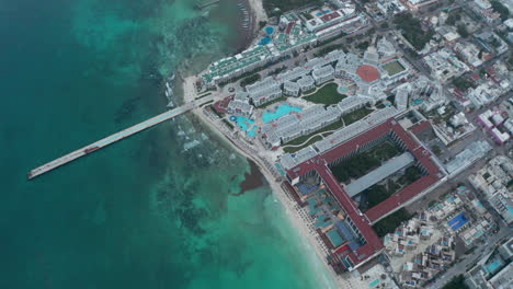 Luxurious-hotels-and-holiday-resorts-in-Playa-del-Carmen,-Mexico.-Stunning-aerial-view