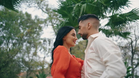 Hot-partners-dancing-passionate-performance-in-garden-close-up.-Dancers-moving