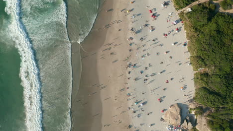 Crowd-Of-Tourists-Enjoying-The-Summer-At-Llandudno-Beach,-Cape-Town,-South-Africa