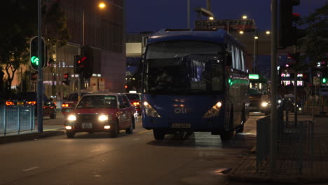 citizens-and-vehicular-traffic-at-night