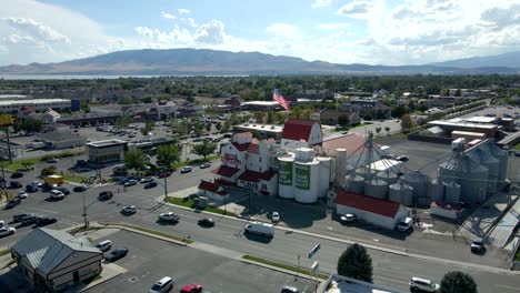 Lehi-Walzenmühle-Historisches-Wahrzeichen-Und-Lokales-Unternehmen-In-Utah---Luftbild