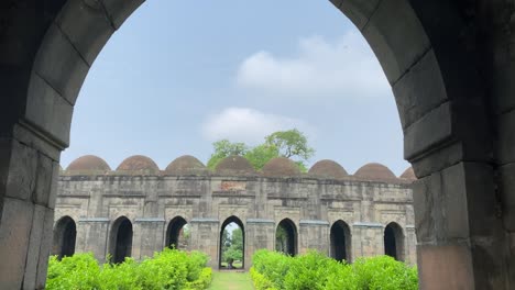 Beautiful-green-pavement-inside-the-12-Gate-Mosque-also-known-as-the-Baro-Shona-Masjid-situated-in-Gour,-West-Bengal,-India