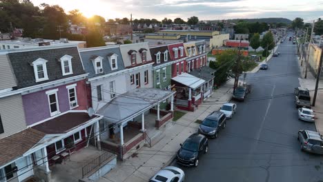 Colorful-row-homes-in-USA