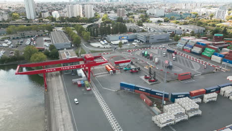 Logistikzentrum-Von-Paris-Terminal-Sa,-Gennevilliers-In-Frankreich