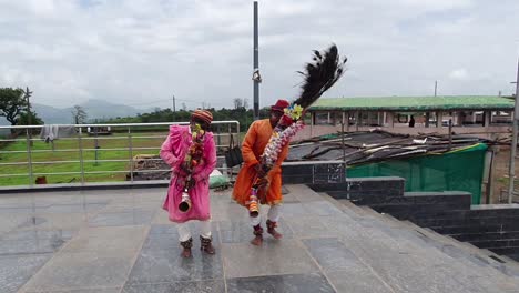 Video-Of-Tribal-musicians-playing-Tarpa-or-Pavri-tribal-musical-instrument-at-the-Saputara-Hill-station-in-Gujarat