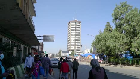 Tomas-De-La-Calle-De-Addis-Abeba,-Etiopía