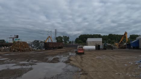 Bulldozer-Alejándose-En-La-Vista-De-Construcción-En-Cline-Ave,-Gary