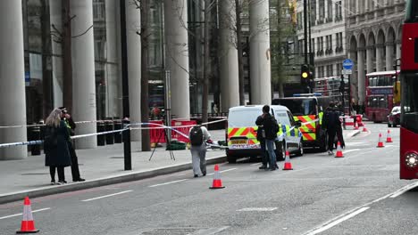 Am-22.-Bishopsgate-Wurden-Am-Helllichten-Tag-Drei-Menschen-Verletzt