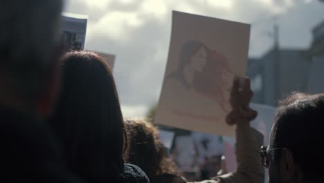 Protesta-Tras-La-Muerte-De-Mahsa-Amini-A-Manos-De-La-Policía-Moral-Iraní