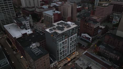 Aerial-view-around-the-Blonde-Apartments-building-in-downtown-Cincinnati,-USA