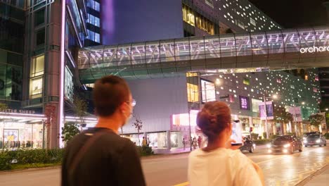 Glass-walkway-of-the-central-orchard-mall-in-Singapore